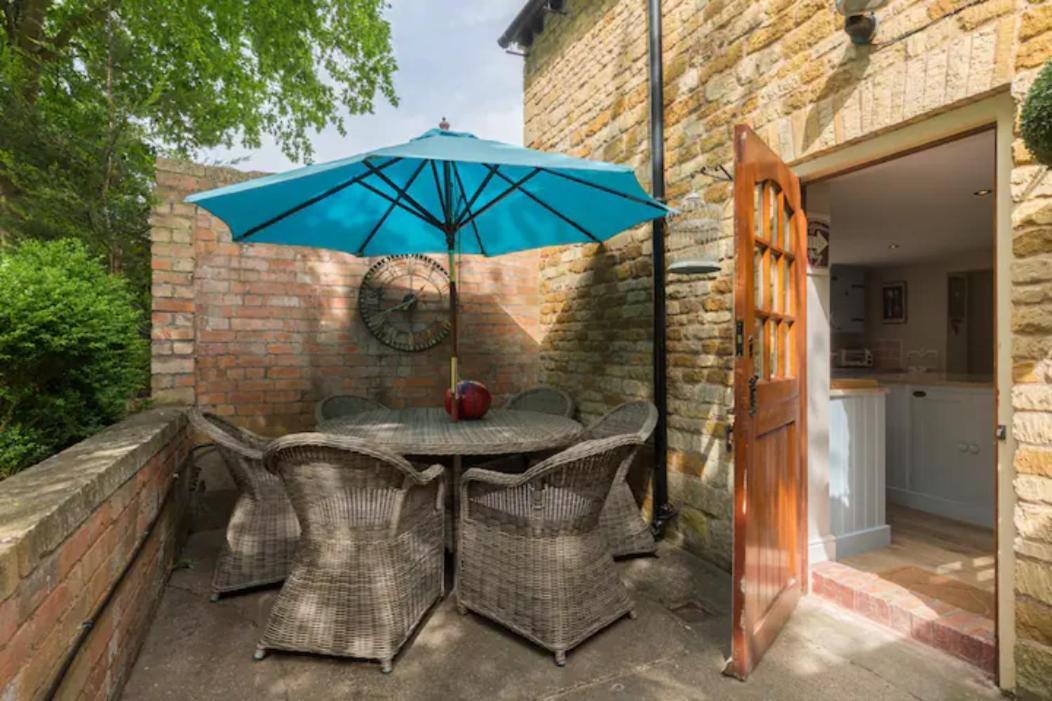 Piglet Lodge Pebworth Extérieur photo